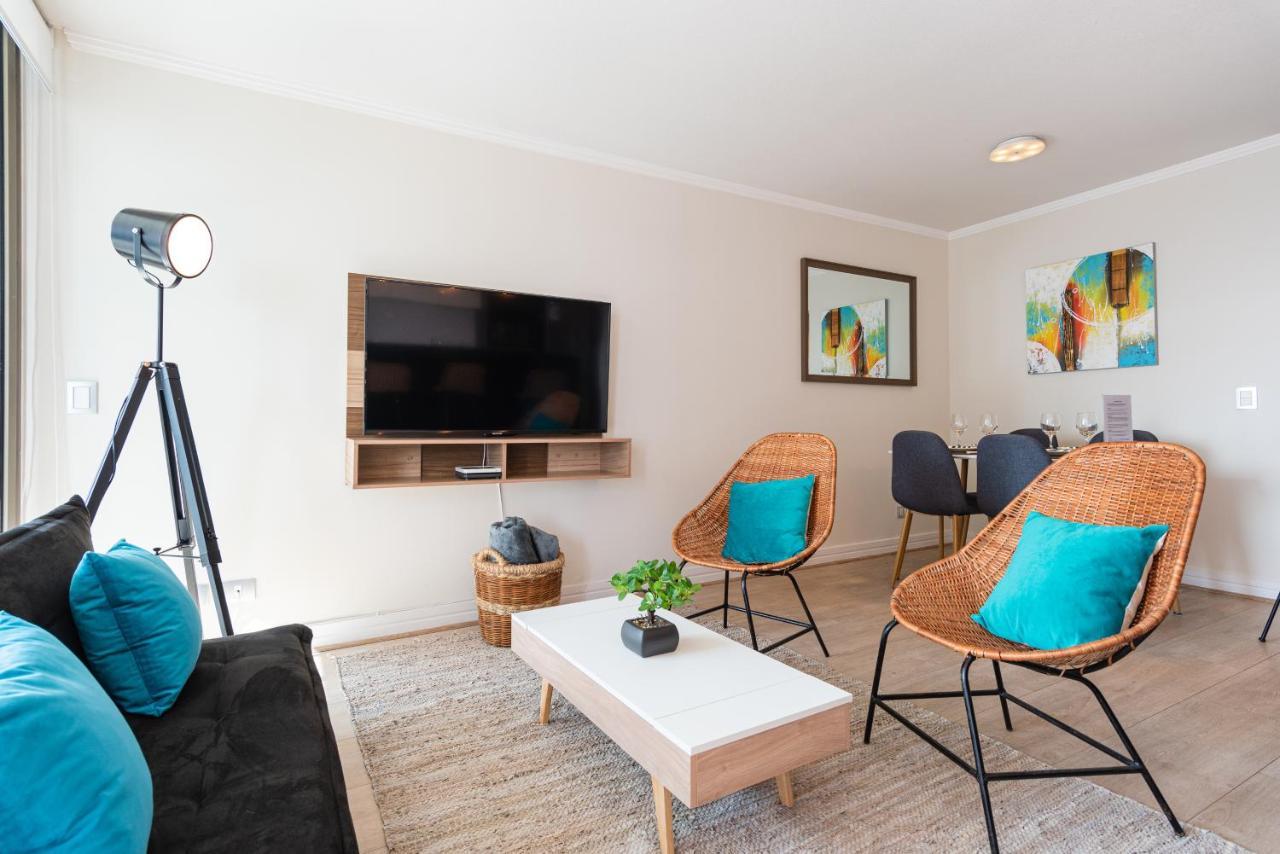 Apartamento Arauco Wood - 2br, Parking, Wifi, Mall & Pool Santiago